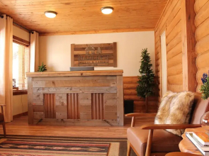Elkhorn Cabins And Inn