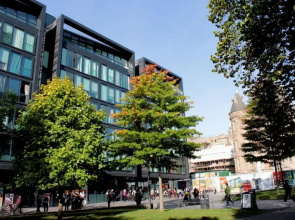 273 Stylish 2 bedroom apartment in the Quartermile development - offers private parking