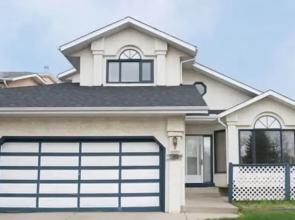 Calgary Hawkwood service resident