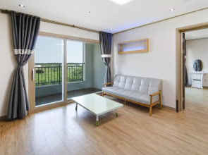Seogwipo Narsha Resort