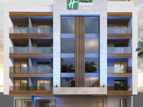 Holiday Inn Express & Suites Playa Del Carmen by IHG