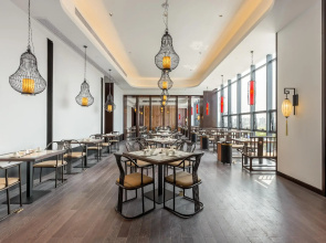 Rezen Hotel Aoyue