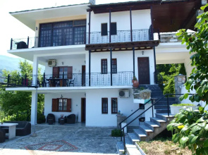 Paradeisos Double Room With Balcony 5