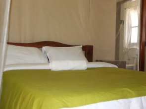 Serene Guesthouse, Entebbe