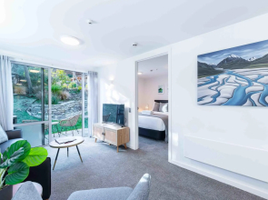 Central Luxury Apartment 114