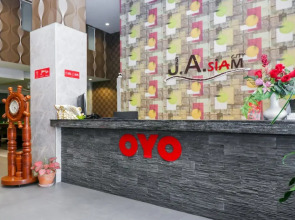 Collection O JA Siam City