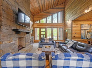 Fun Amp Inviting Modern Luxury 4br Retreat At Broken Bow Lake Features Hot Tub Fire Pit Playground And More Once In A Blue Moon By Boutiq