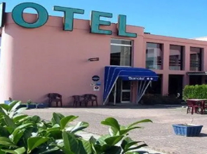 Hôtel Bomotel