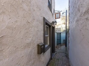 564 1/2 North Judson