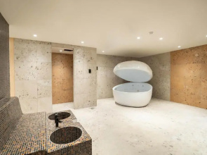 OZO Hotels De President Amsterdam Schiphol Airport