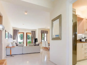 Ground Floor Apartment With Golf and sea Views - Roudias Aphrodite Hills Resort