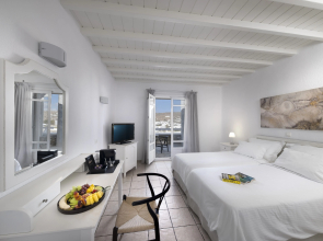 Deliades Mykonos