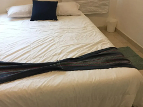 downtown apartment in fractionation with pool and air conditioners