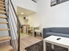 Heart Of Downtown Apartment