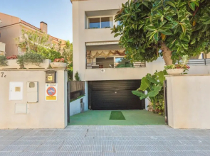 House With 4 Bedrooms in Torredembarra, With Private Pool, Furnished Terrace and Wifi Near the Beach