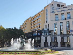 Overlooking the Marina, central location | Petronella Marina Apartment