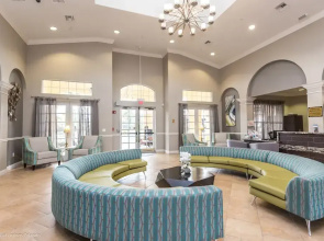 Casa Toscana Deluxe 3 Bedroom Condo by RedAwning