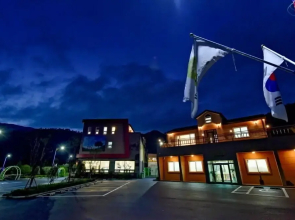 Erefarm Hostel