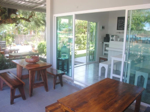 Baan Aroka Beach Front