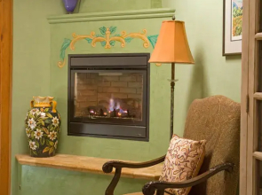 El Farolito Bed & Breakfast Inn