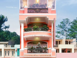 Tram Huong Hotel