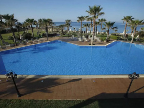 Aquamare Beach Hotel & Spa