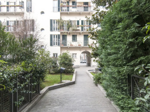 Milan Royal Suites & Luxury Apartments