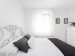 Home2Book Elegance City Center Apartment