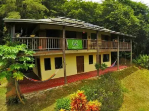 Roland's Garden Guesthouse
