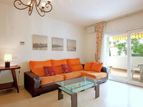 Nagüeles apartment