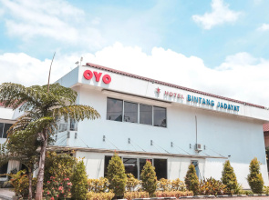 OYO 186 Bintang Jadayat 1