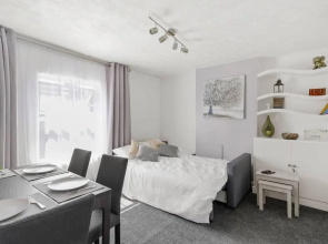 Impeccable Apartment in Bletchley Milton Keynes
