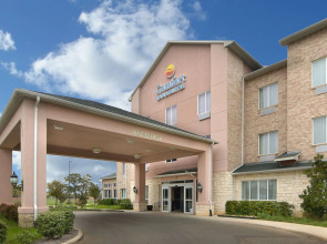 Comfort Inn & Suites Near Lake Lewisville