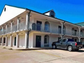 Americana Inn