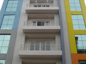 Falcons Nest Service Apartment - Vizag