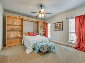 Spacious Zachary Home: 12 Mi to Baton Rouge!