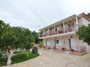 Alavastros Villa