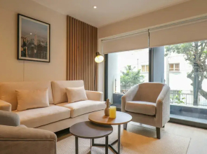 w Dazzling 1BR w Fantastic View in Miraflores