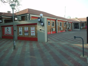 Emirates Garden Lodge
