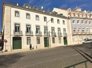 Lisbon Finestay Santana