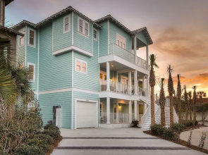 Turquoise by the Gulf by Five Star Properties