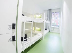 Sant Jordi Hostels Rock Palace