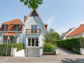 Quiet Holiday Home in Koksijde