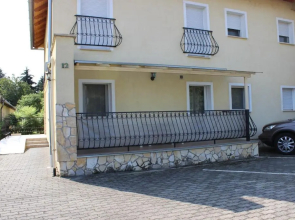 Otto Apartment