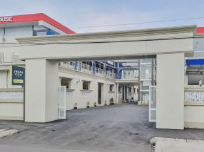 Urbanview Hotel MM Indramayu by RedDoorz