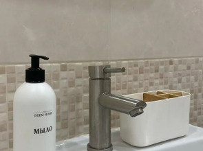 Апартаменты на улице Маршала Жукова 18