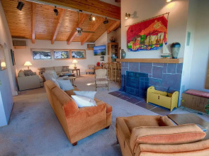 Lake View Glen by Lake Tahoe Accommodations
