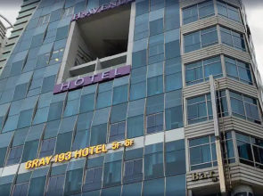 Gray 193 Hotel