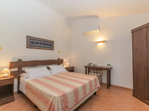 14 Ala Birdi Cottage 150m From The Beach