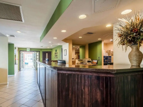 Quality Suites